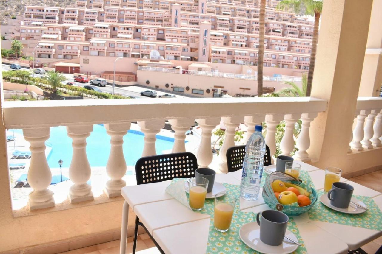 Castle Margherita'S Apartments Los Cristianos  Exterior photo