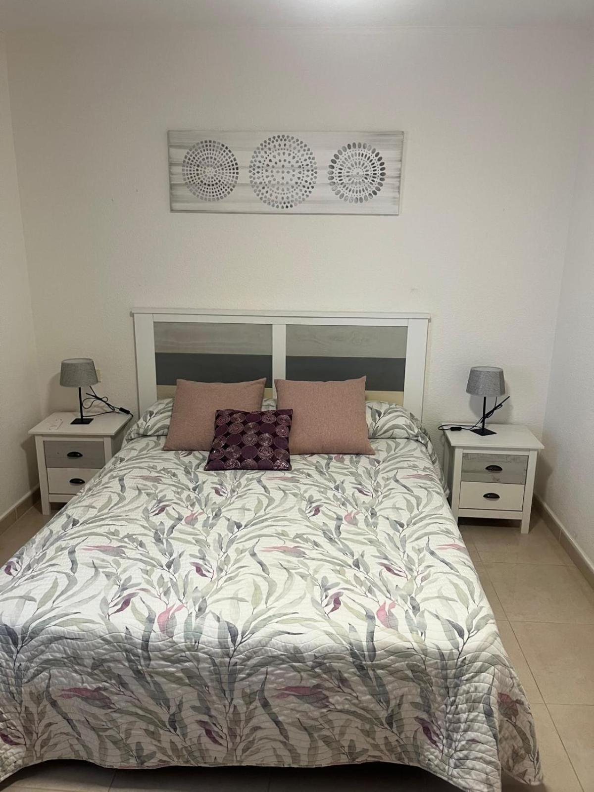 Castle Margherita'S Apartments Los Cristianos  Exterior photo